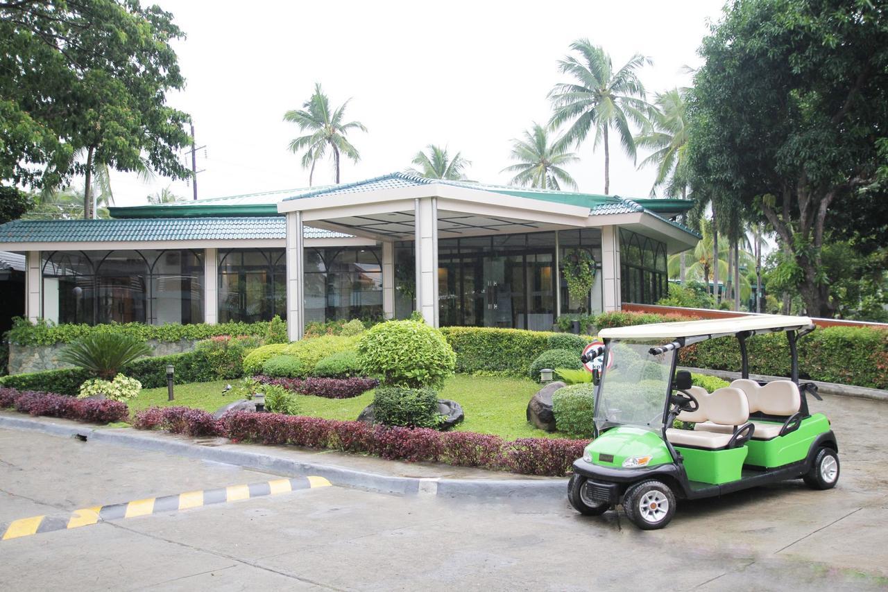 Batangas Country Club Hotel Exterior photo