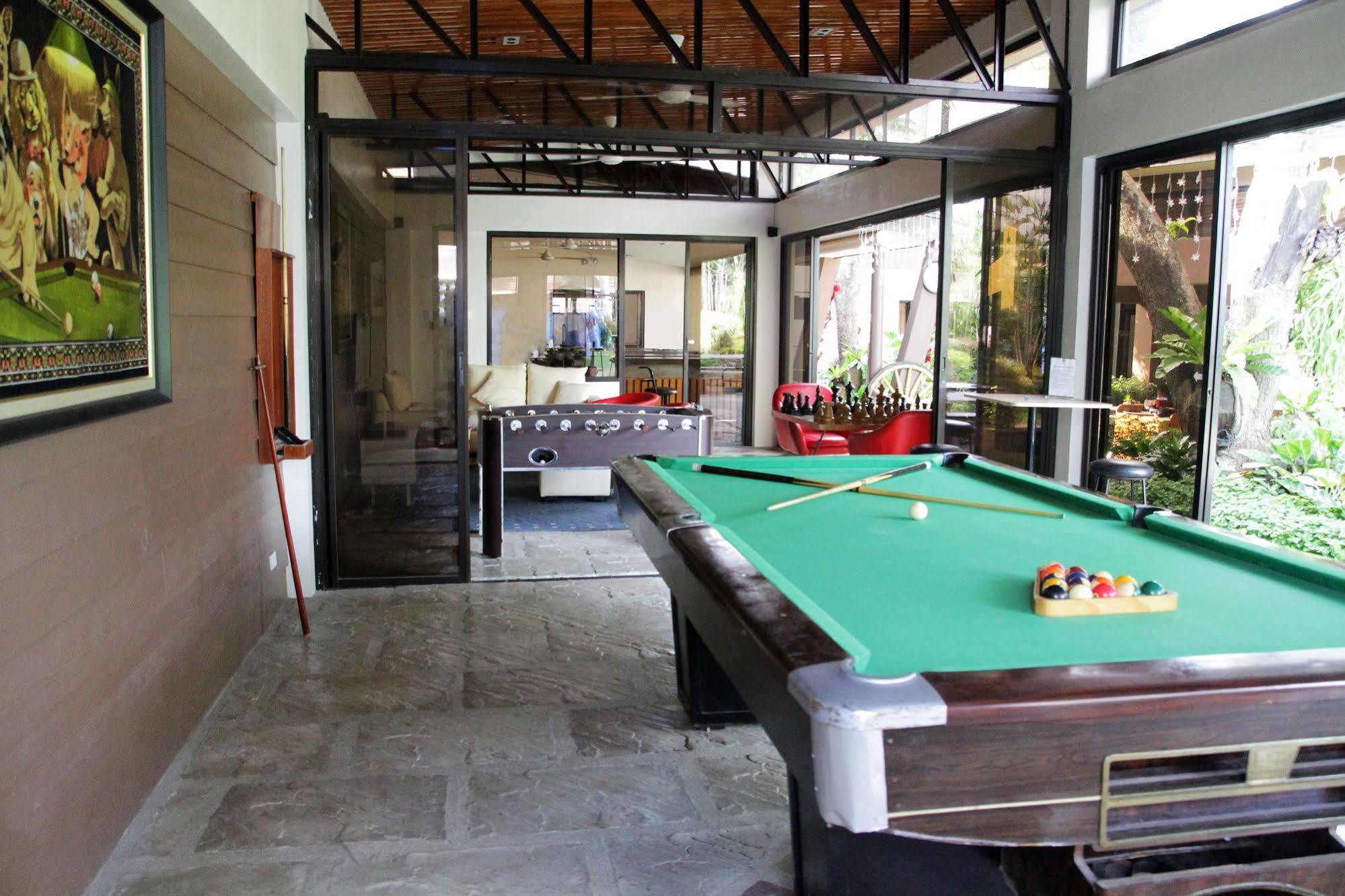 Batangas Country Club Hotel Exterior photo
